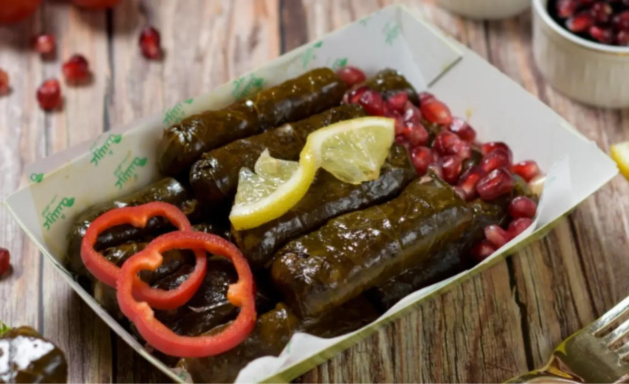 عريشة أوراق عنب